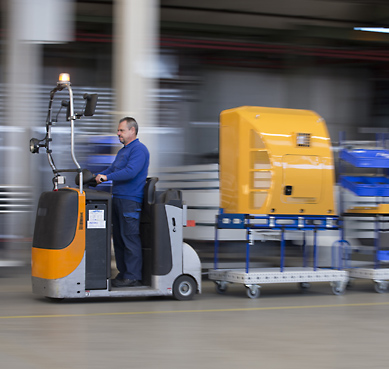 Routenzuganhnger Deichsel Elektroschlepper