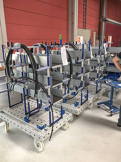 Neuentwickelte KLT-Behlter-Wagen auf Basis des 4Dflexiplat